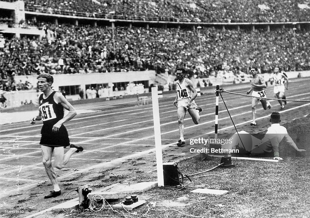 Jack Lovelock Winning Olympic Race