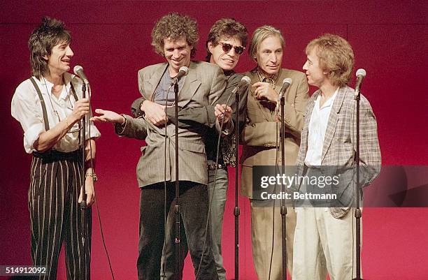 New York: The Rolling Stones assemble at Grand Central Terminal to announce a long-awaited tour and a new album, Steel Wheels. Rigth to left are:...