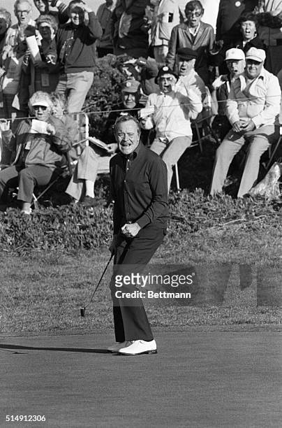 Pebble Beach, CA- There's no clowning around for actor Jack Lemmon at the moment. He's taking his golf very seriously -- emotionally you might say --...