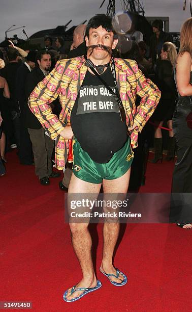 Reg Reagan of the "The Footy Show" arrives for the 2004 ARIA Awards at the Superdome October 17, 2004 in Sydney, Australia.