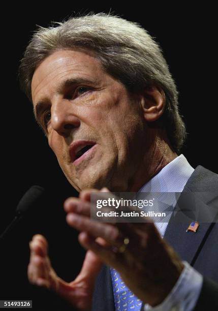 Democratic presidential candidate U.S. Senator John Kerry speaks at the Tampa Bay Performing Arts Center October 18, 2004 in Tampa, Florida. Kerry...