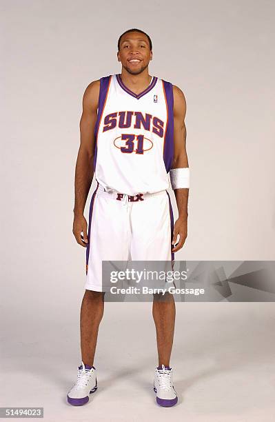 Shawn Marion of the Phoenix Suns poses for a portrait during NBA Media Day on October 4, 2004 in Phoenix, Arizona. NOTE TO USER: User expressly...