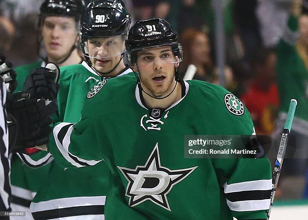 Chicago Blackhawks v Dallas Stars