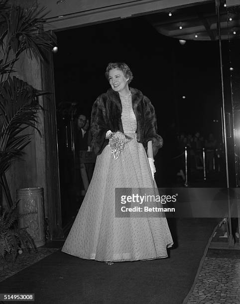 Veteran Broadway actress Shirley Booth arrives at the NBC International Theater in New York in this photo, for the New York gathering of the 25th...