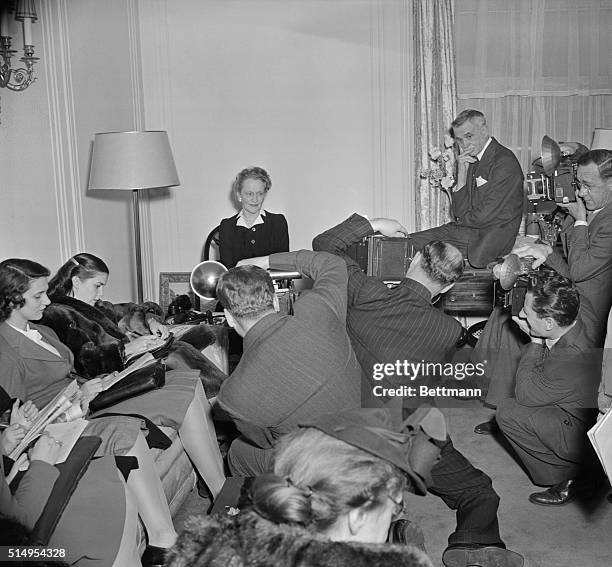 New York: The Press Interview A Former Lady M. P. All the reporters and photographers who could be shoe-horned into a room at the Ritz-Carlton Hotel...