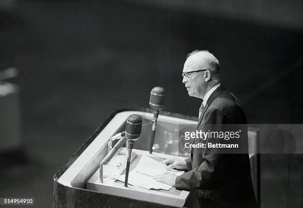 Speaking before the United Nations, on December 8th, President Eisenhower proposes that all the atomic powers of Russia include or pool at least part...