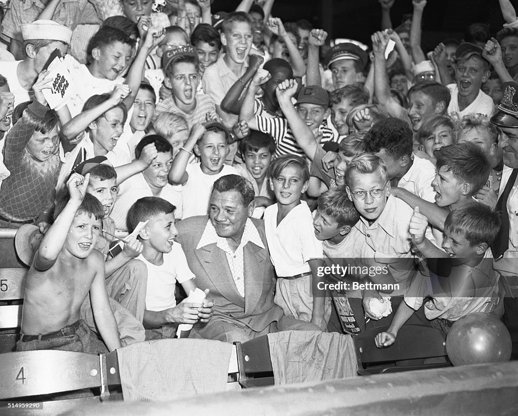 Surrounded by kids who still idolize him, immortal Babe Ruth takes in ...