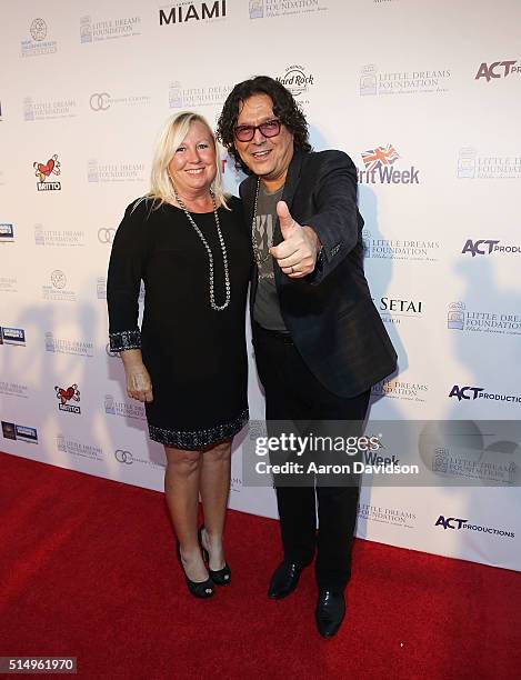 Rudy and Betsy Perez The Little Dreams Foundation Benefit Gala: Dreaming on the Beach at Fillmore Miami Beach on March 11, 2016 in Miami Beach,...