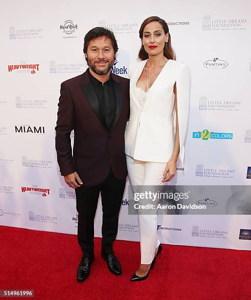 Diego Torres and Debora Bello attend The Little Dreams Foundation Benefit Gala: Dreaming on the Beach at Fillmore Miami Beach on March 11, 2016 in...