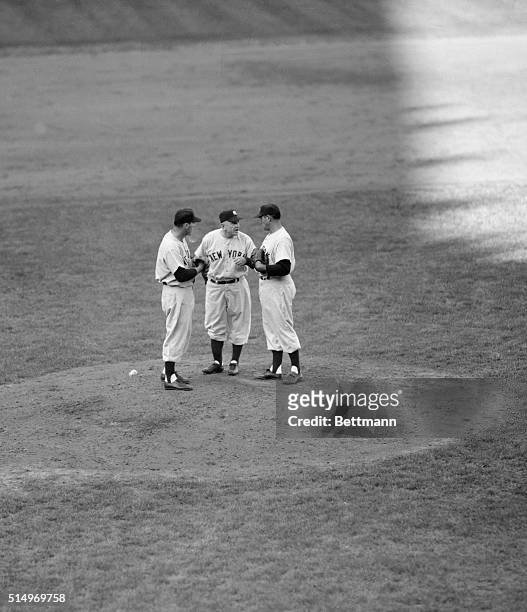 This is the scene during the eighth inning of the sixth game of the world series at Ebbets field, as Allie Reynolds comes in to relieve Vic Raschi...