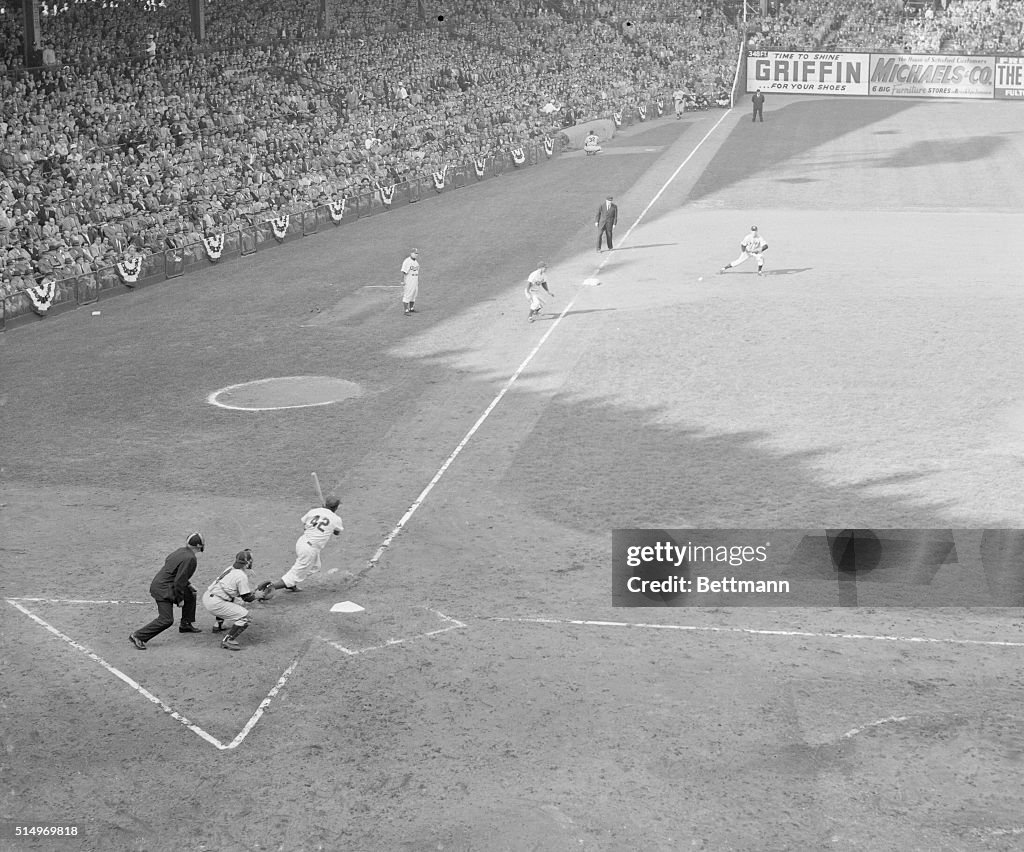Jackie Robinson Lining Out