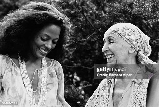 Singer Diana Ross and sculptor Louise Nevelson at the Mayors Awards at the Gracie Mansion in New York City, July 1981.