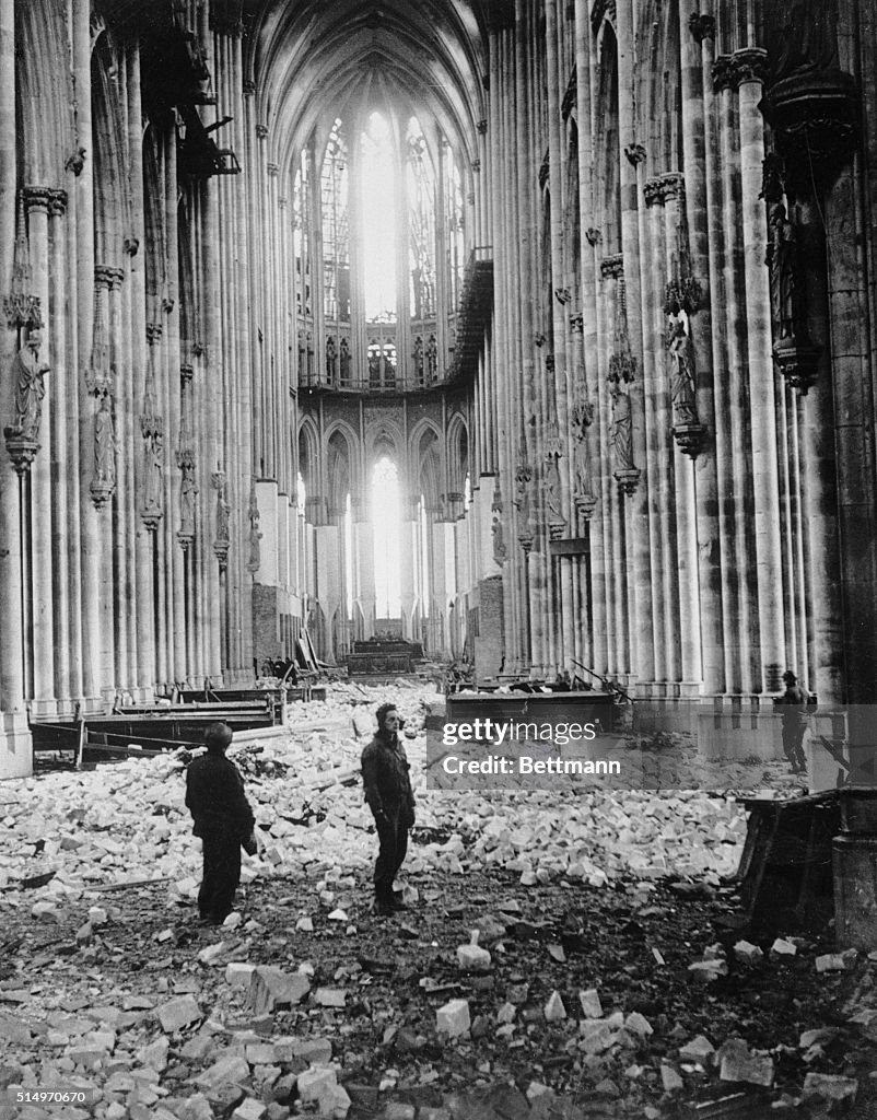 US Soldiers Standing in Middle of The Cologne Cathedral