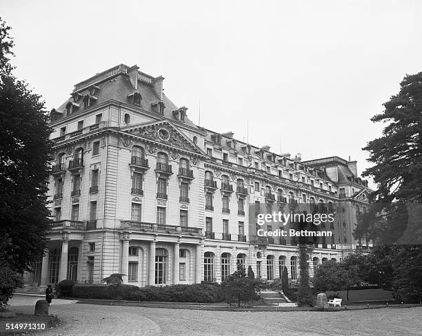The Trianon Palace Hotel in has made the headlines to day in France. It is from one of its apartments that 4 months old Isabel patine Goldsmith...