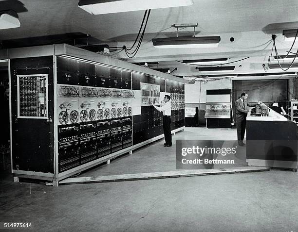 Harvard Machine Calculating Machines ストックフォトと画像 - Getty Images