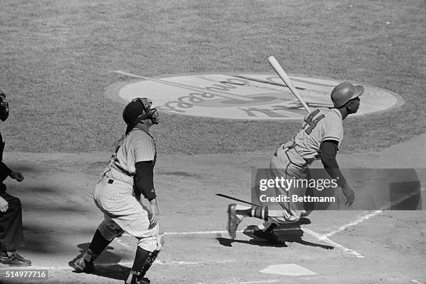 Hank Aaron, Braves batting during the 5th game of 1958 World Series. He fouled out.