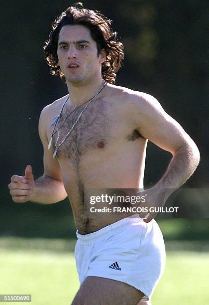 Argentinian scrum-half Agustin Pichot runs 12 October 1999 during a training session in Cardiff, before the first round Rugby World Cup match between...