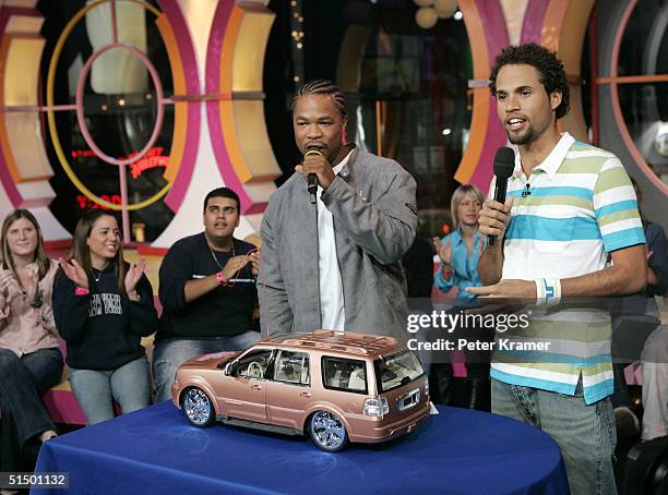rap artist xzibit during his guest appearance on mtv's... Vj On Mtv 2 Photos and Premium High Res Pictures - Getty Images