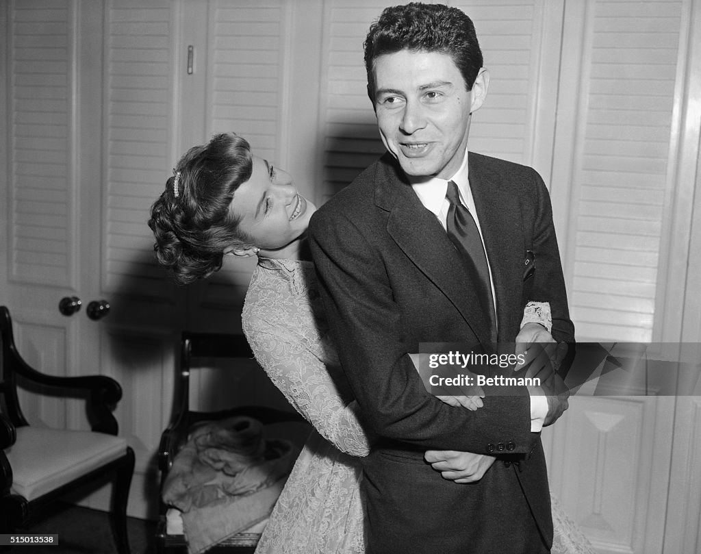 Debby Raspbury Eddie Fisher And Debbie Reynolds