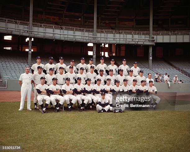 New York Yankees. First Row, Left to Right: Whitey Ford, Bill Skowron, Hal Reniff, Jim Hegan, Frank Crosetti, Ralph Houk, John Sain, Wally Moses,...