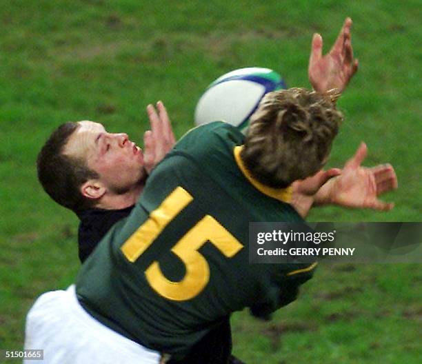 Fullback In Rugby 226 Collid Stock Photos, High-Res Pictures, and Images - Getty Images