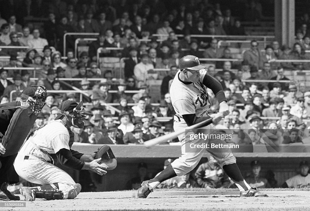 Harmon Killebrew Swinging Bat