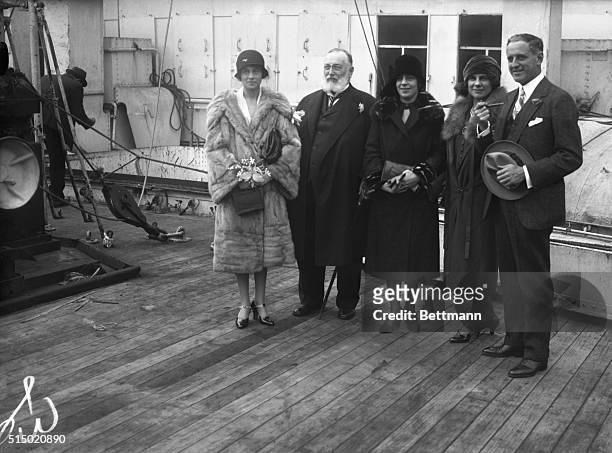 Miss Jesse Bancroft, Clarence W. Barron, Miss Harriet Maxwell, Mrs. H. Wendell Endicott and Mr. H. Wendell Endicott sailing on the S.S. Paris.