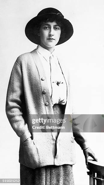 1,167 Agatha Christie Photos and Premium High Res Pictures - Getty Images 1,167 Agatha Christie Photos and Premium High Res Pictures - Getty Images