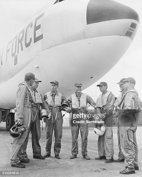 This is the crew of the B-52 intercontinental bomber that will drop the hydrogen bomb over Namu Island, Eniwetok, in the current series of nuclear...