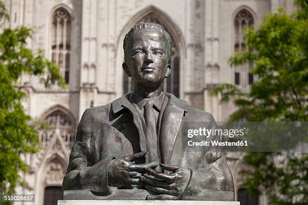 belgium, brussels, bust of king baudouin - bronze statue stock pictures, royalty-free photos & images