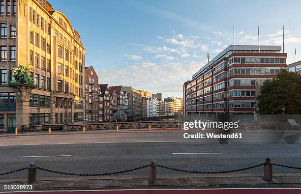 germany, hamburg, nikolaifleet at sunrise - hamburg germany stock pictures, royalty-free photos & images