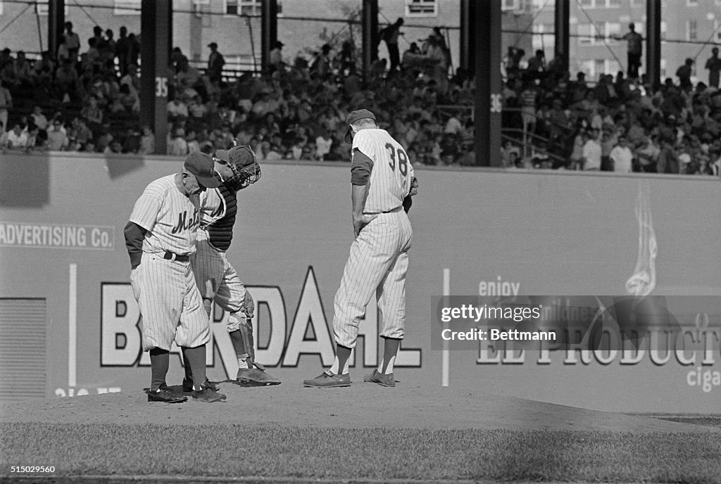 Casey Stengel and Roger Craig Near Sidelines