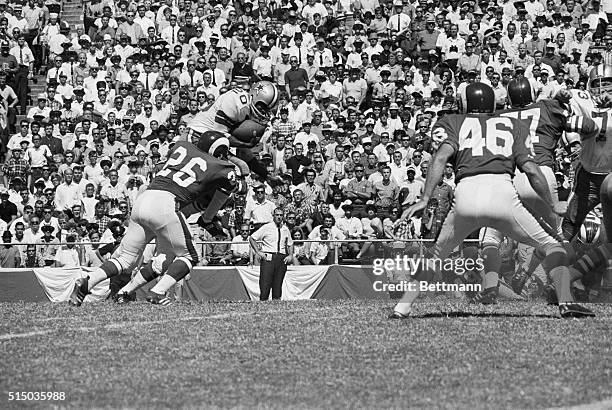 Dallas: Cowboys vs. Rams: Mel Renfro, , of the Dallas Cowboys tries to avoid Jim Stiger, of the Los Angeles Rams during a kickoff Renfro received...