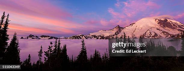 sunrise above the clouds - leckert fotografías e imágenes de stock