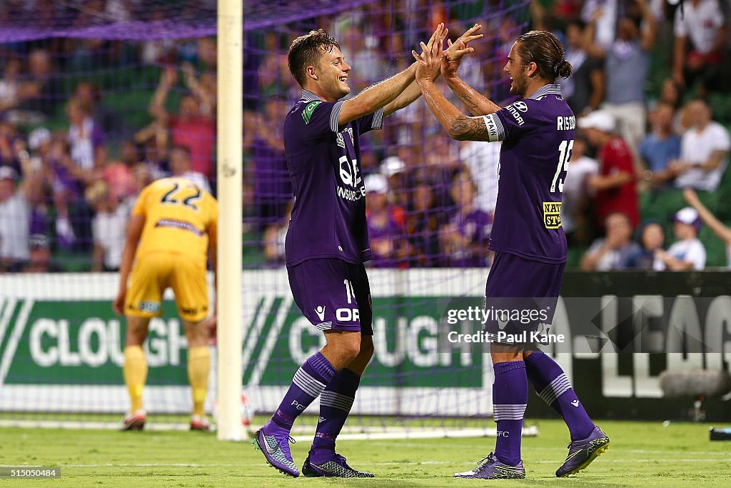 A-League Rd 23 - Perth v Central Coast