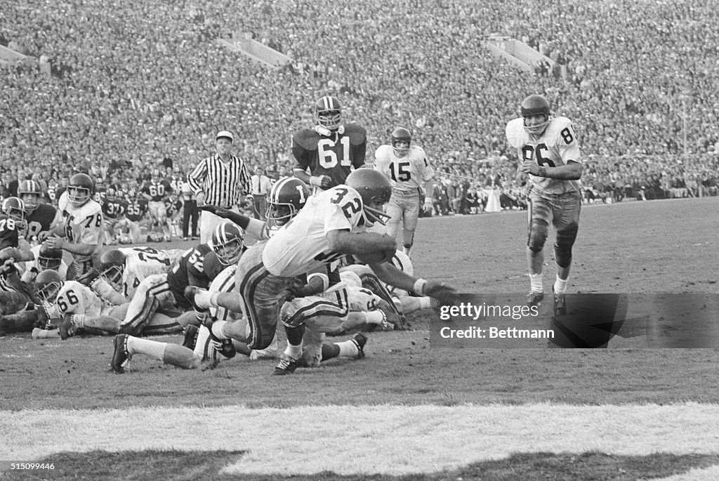 O.J. Simpson Breaks from Indiana Defense