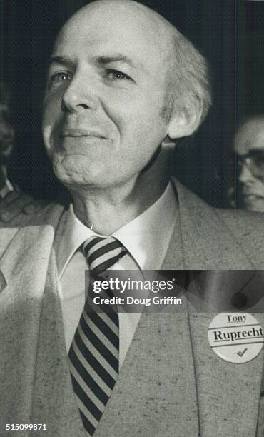 Tony Ruppert Tony Ruprecht Photos and Premium High Res Pictures - Getty Images