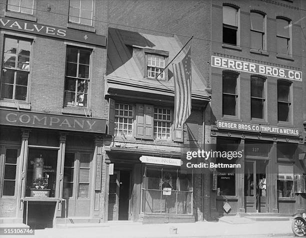 House where Betsy Ross made the first American flag. The American Flag House at 239 Arch St., Philadelphia where Betsy Ross made the first American...