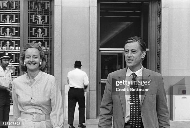 Katharine Graham, publisher of The Washington Post, and Ben Bradlee, executive editor of The Washington Post, leave U.S. District Court in...