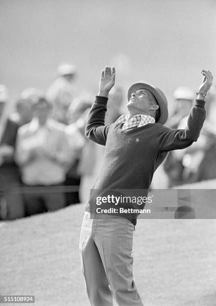 Augusta, Ga.: Chi Chi Rodriguez praises the heavens on the 18th green after chipping in for a birdie. Rodriguez finished the second round of the...