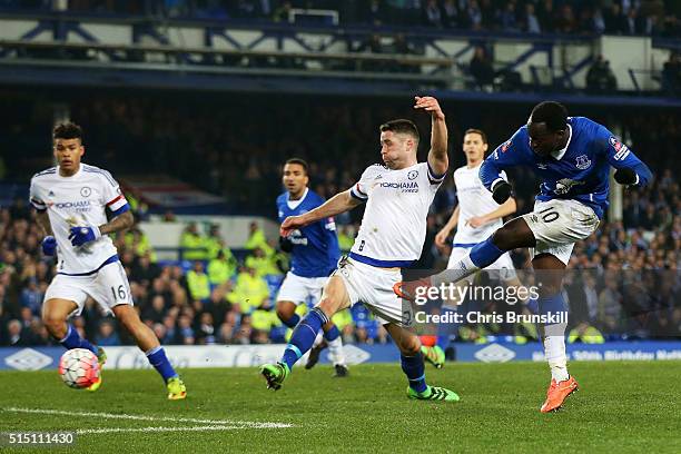 Romelu Lukaku of Everton scores his team's first goal during the Emirates FA Cup sixth round match between Everton and Chelsea at Goodison Park on...
