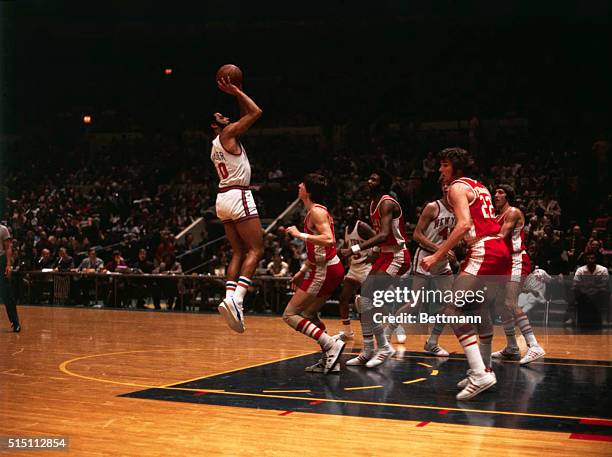 New York Knicks' Walt Frazier playing against the Atlanta Hawks.