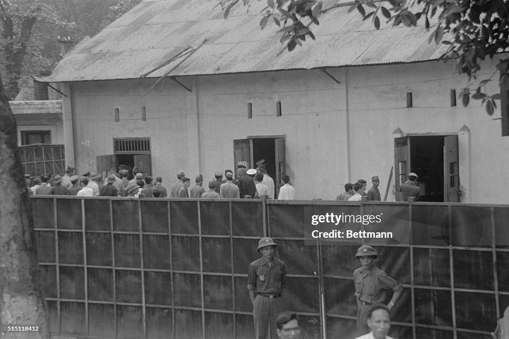 American POWs at Hanoi Prison