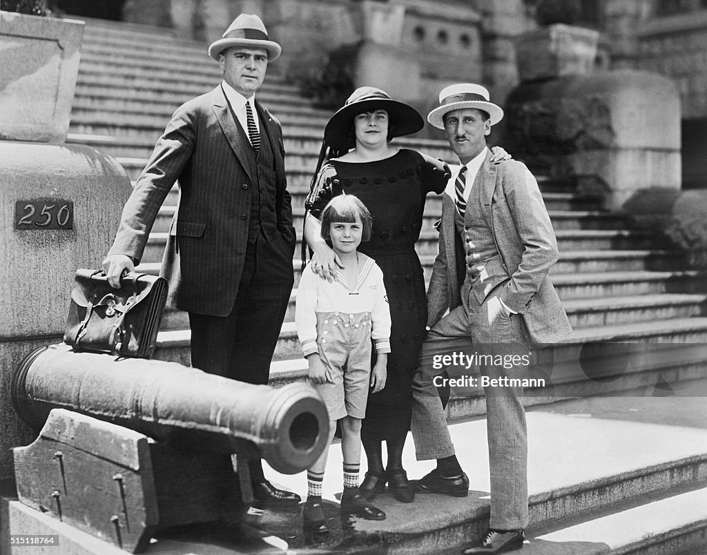 Jackie Coogan with Family Members Outside Court