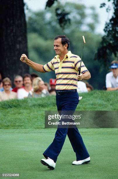 Birmingham, Michigan: David Graham of Delray Beach, Fla. Smiles and produces a confident gesture after sinking a 25 foot putt to par the 1st hole of...