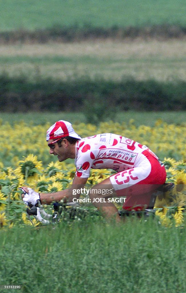 The polka-dot jersey of best climber, leader of th