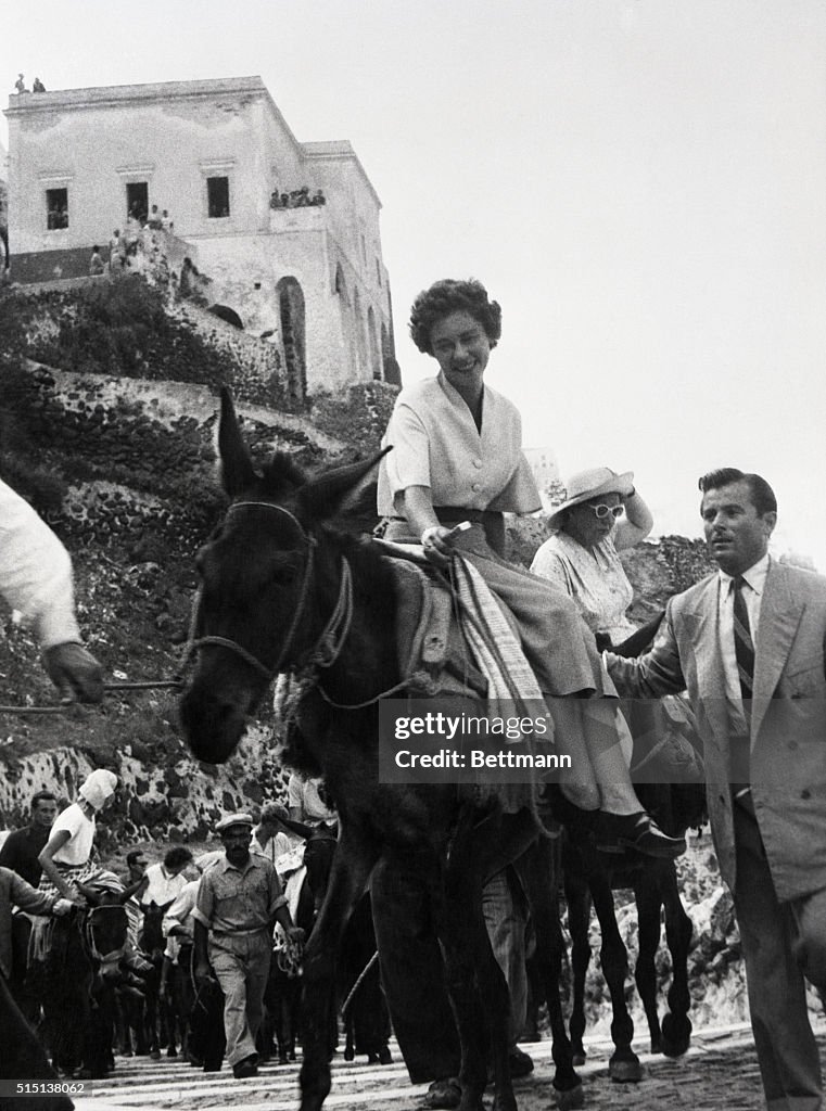Queen on Informal Mount