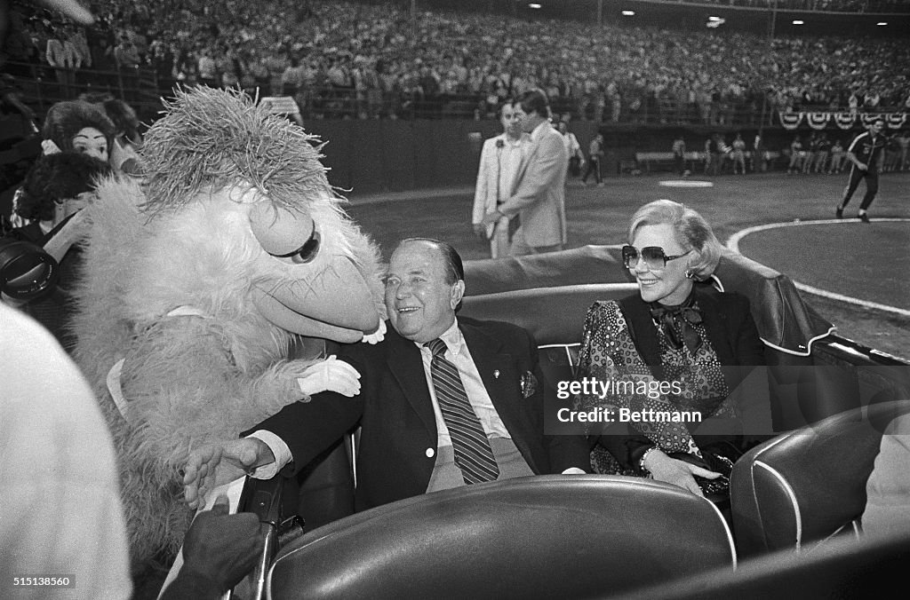 Ray and Joan Kroc Greeting San Diego Chicken