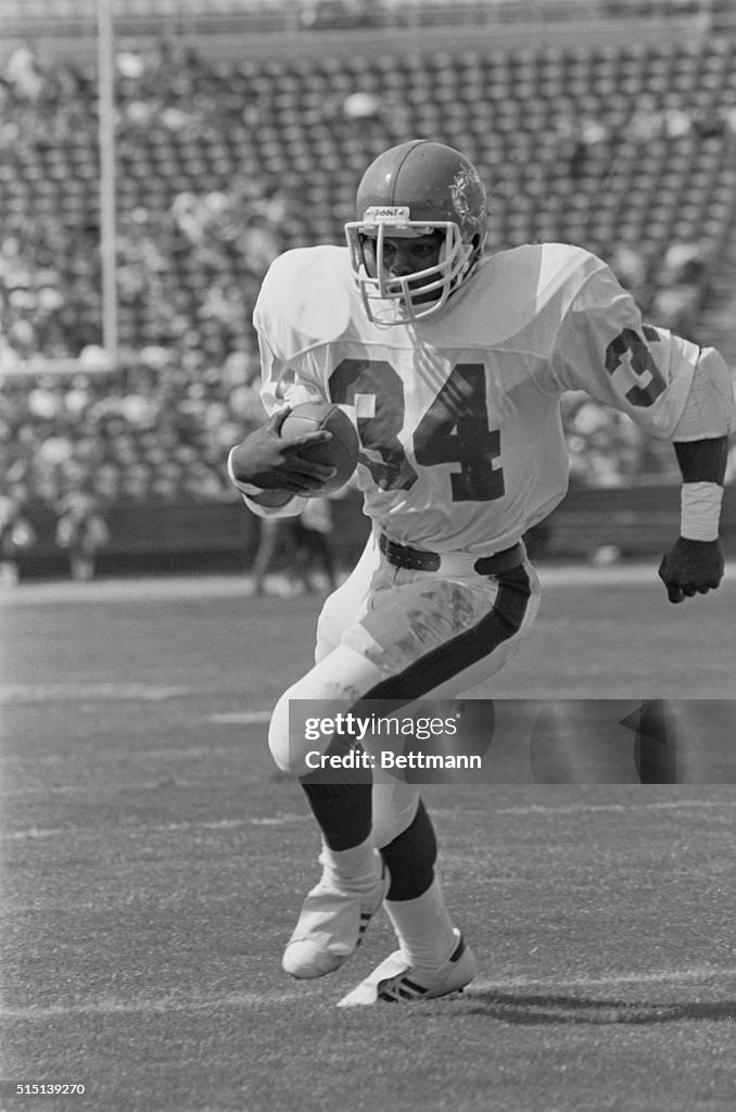 Herschel Walker Scoring Touchdown