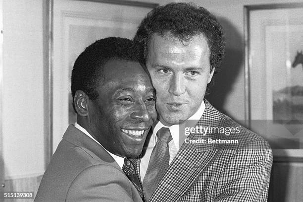 Retired Brazilian soccer star Pele welcomes German soccer player Franz Beckenbauer back to the New York Cosmos. Beckenbauer first signed with the...